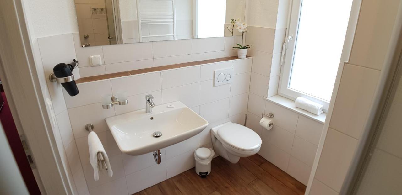 Pension Haus Waldesblick กราล-มือริทซ์ ภายนอก รูปภาพ