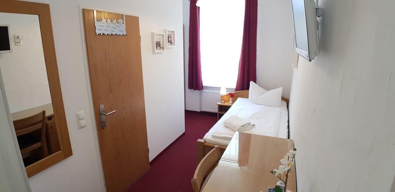 Pension Haus Waldesblick กราล-มือริทซ์ ภายนอก รูปภาพ