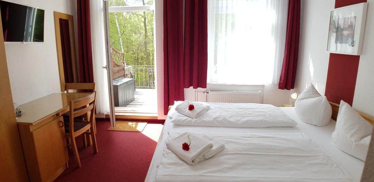Pension Haus Waldesblick กราล-มือริทซ์ ภายนอก รูปภาพ